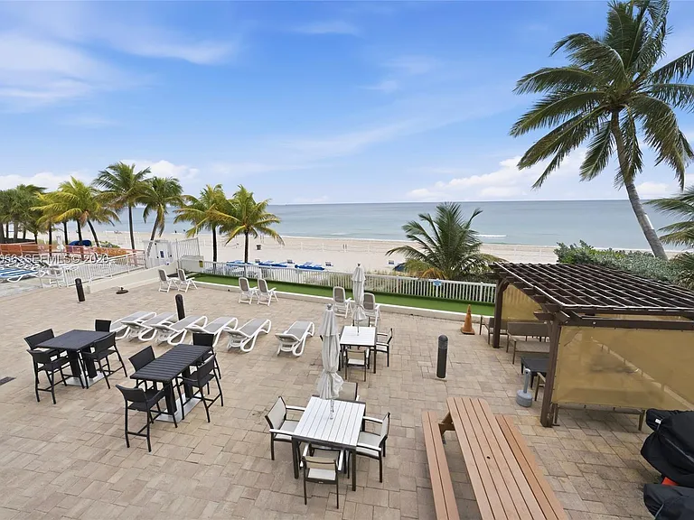 4020 Galt Ocean Dr #1801 — Photo 61