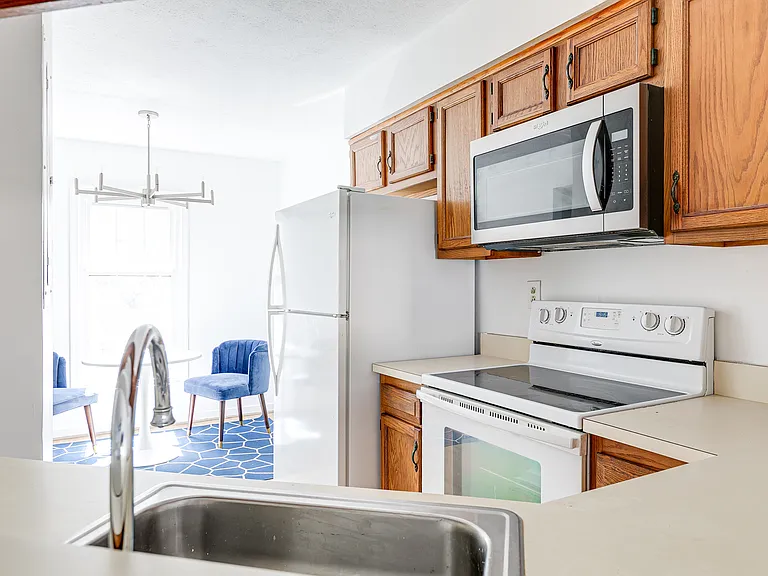 7826 Fitzgerald Ct — Photo 15