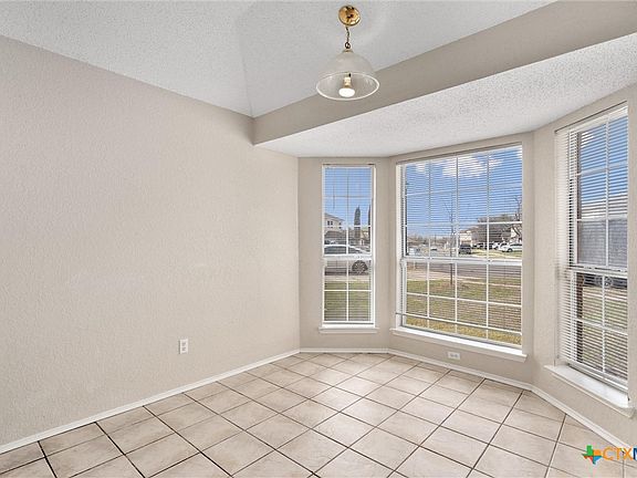 3rd image of 2312 Tracey Ann Ln