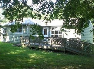 69 N Magee St, Southampton, NY 11968