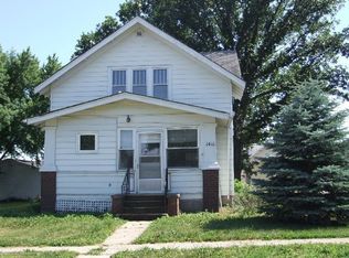 1411 Early St, Sac City, IA 50583