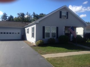 7 Mango Way, Gansevoort, NY 12831