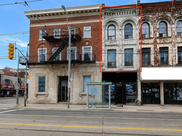 1462 Queen St W, Toronto, ON M6K 1M2