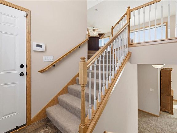 5th image of 17987 Johnson St NW