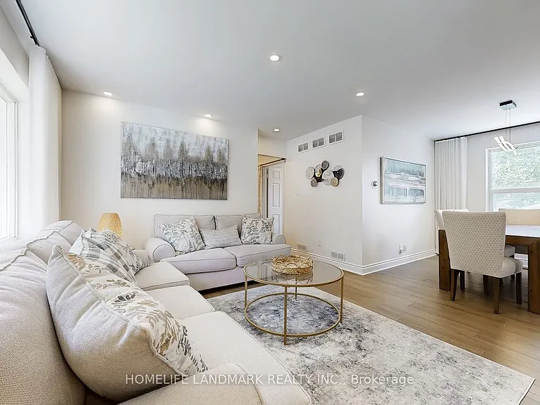30 Paperbirch Dr — Photo 3