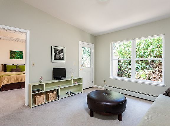 5th image of 3198 Waverley St