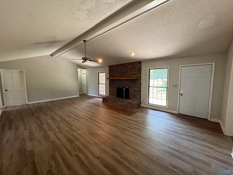 120 Roy Dr — Photo 19