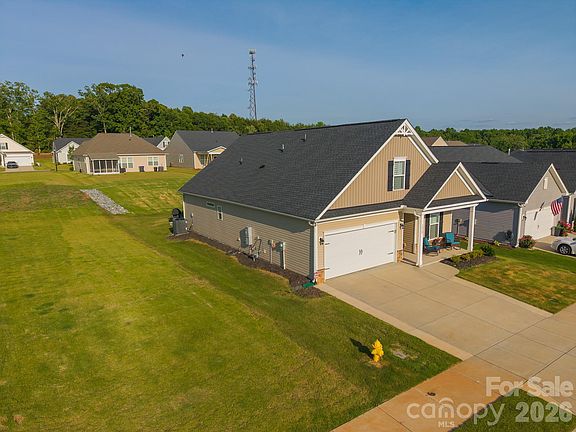 2nd image of 7212 Indigo Way