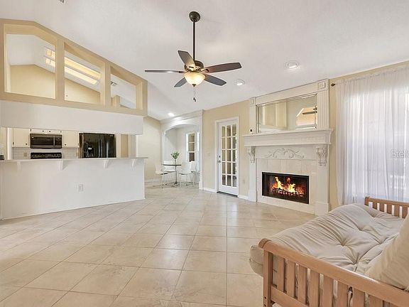 5th image of 1218 Red Dandy Dr