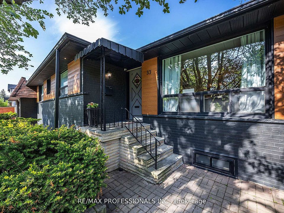 1st image of 33 Brampton Rd