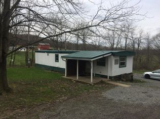 1477 Princeton Station Rd, New Castle, PA 16101