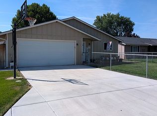 1804 S 66th Ave, Yakima, WA 98908