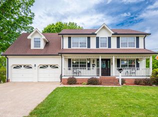 9917 Rolling Wind Dr, Soddy Daisy, TN 37379