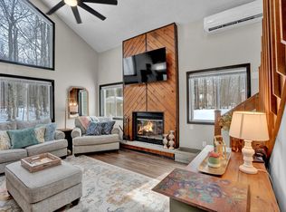 361 Echo Lake Rd, Tobyhanna, PA 18466