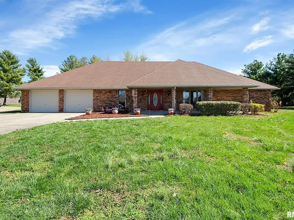 1603 Carmie Ln, Marion, IL 62959
