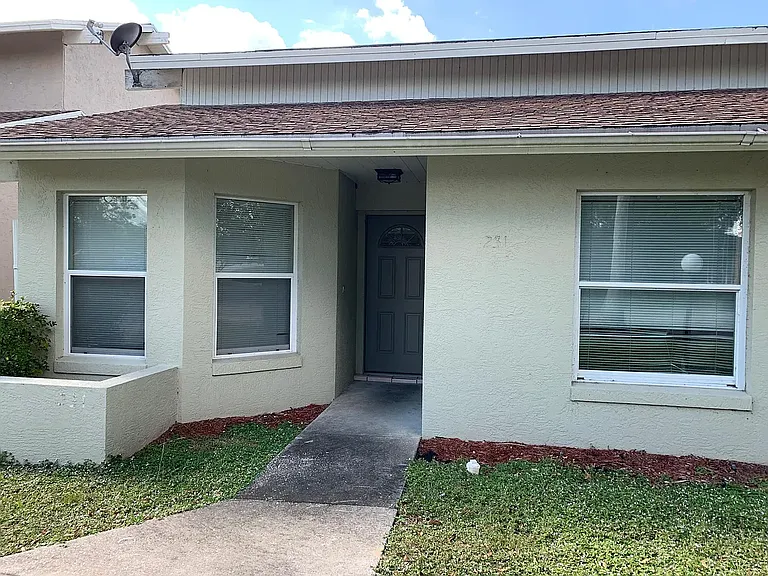 231 Golfpoint Dr — Photo 1