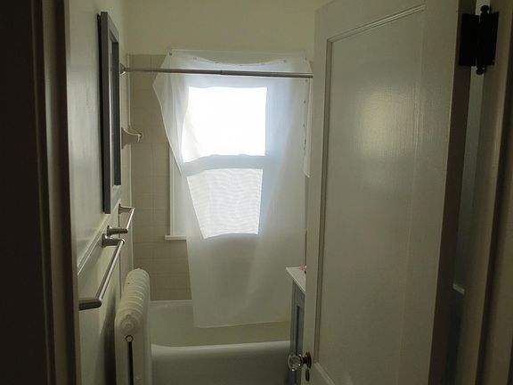 3rd image of 3-3643 12th Ave S #3