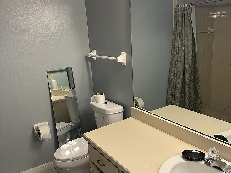 107 Teakwood Dr #B — Photo 7