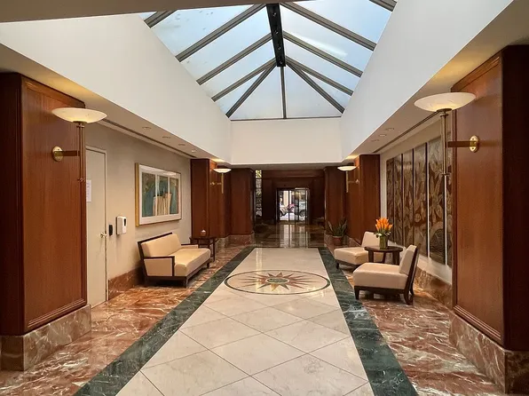 2 S End Ave APT 5T, New York, NY 10280