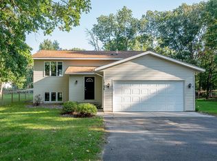 10598 44th St, Clear Lake, MN 55319