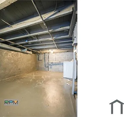 2524 E Federal St — Photo 11