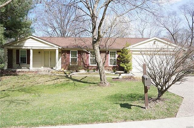 2nd image of 372 Royal Valley Dr