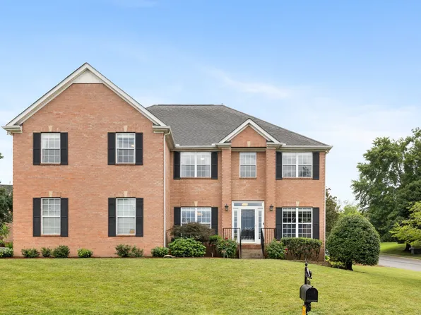 500 Leonard Ridge Ct, Nashville, TN 37221