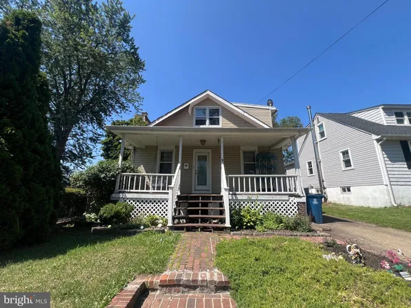 27 N Lafayette Ave, Morrisville, PA 19067