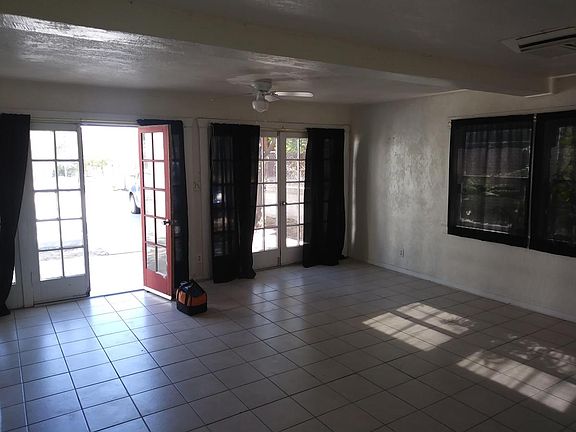 4th image of 15430 6th St