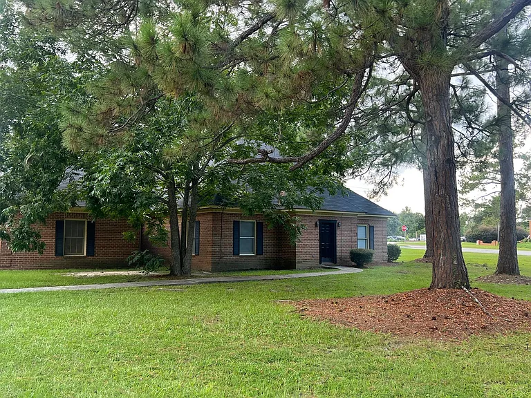 200 Merrywood Dr — Photo 3