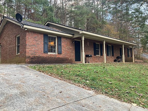 4th image of 249 Mountain View Rd SE Unit B