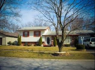 17543 Hawthorne Dr, Country Club Hills, IL