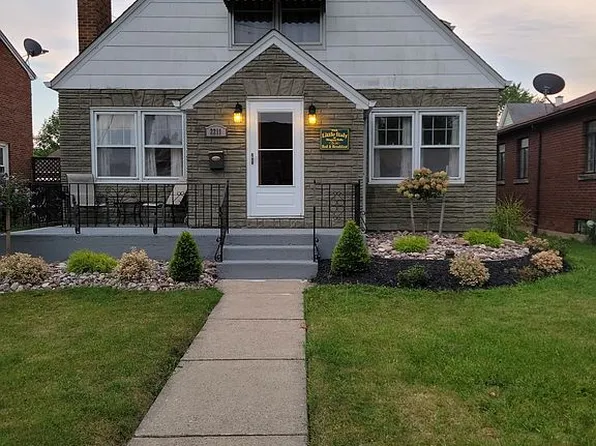 2211 Forest Ave, Niagara Falls, NY 14301