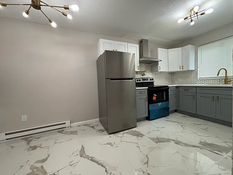 559 Sherman Pkwy #16 — Photo 1