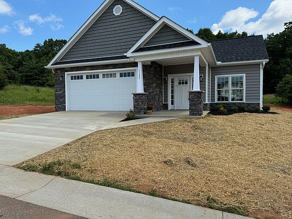 2nd image of 1157 Mayberry Hills Way