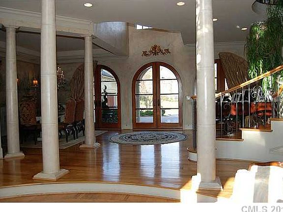 5th image of 12122 James Jack Ln