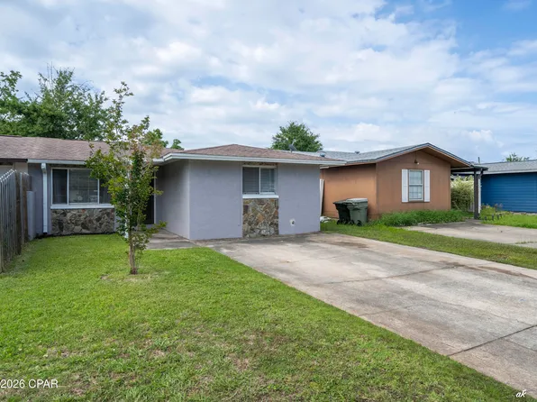 1029 Bradley Cir, Lynn Haven, FL 32444