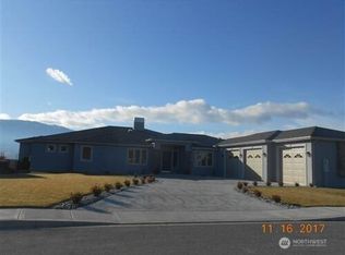 2872 SE Falcon View Dr, East Wenatchee, WA 98802
