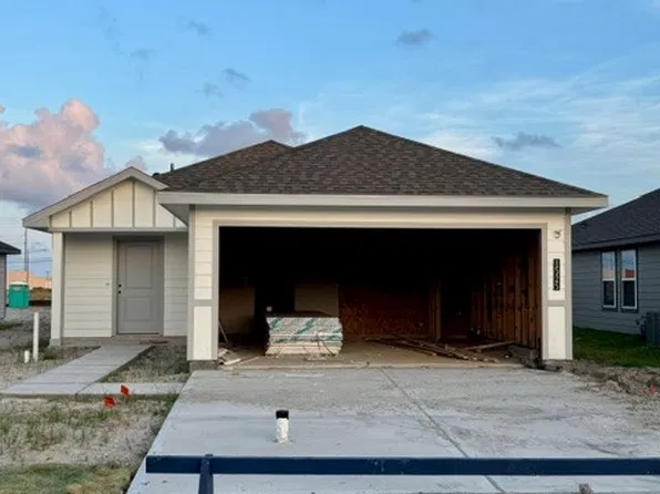 1525 Letty Ln, Corpus Christi, TX 78418