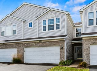 3223 Harvard Ln, Lake In The Hills, IL 60156