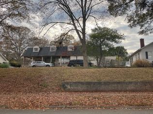 645 Maple Dr, Griffin, GA 30224