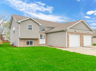 135 Kevin Dr, Diamond, IL 60416