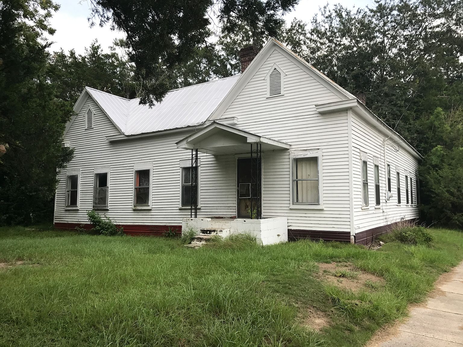 706 E Barnard St, Glennville, GA 30427 Zillow