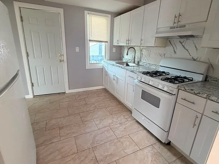 29 Laurel Ct #2-L — Photo 8