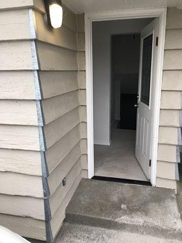 1st image of 108 21st St SE