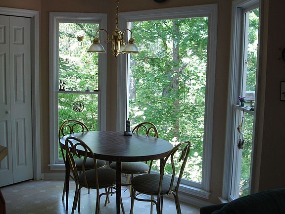 Sunny Breakfast Area