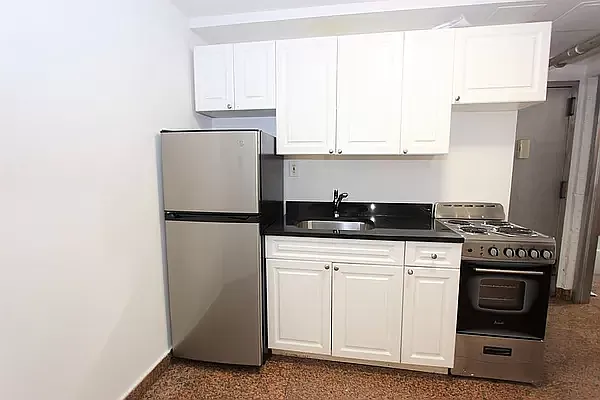 Rented by Compass | media 17