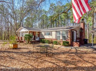 825 Pearson Rd, Notasulga, AL 36866