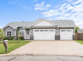 4835 W Jack Pine Ct, Appleton, WI 54913