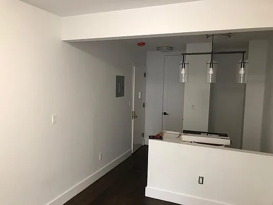 Rented by Augenbaum Realty Corp | media 2